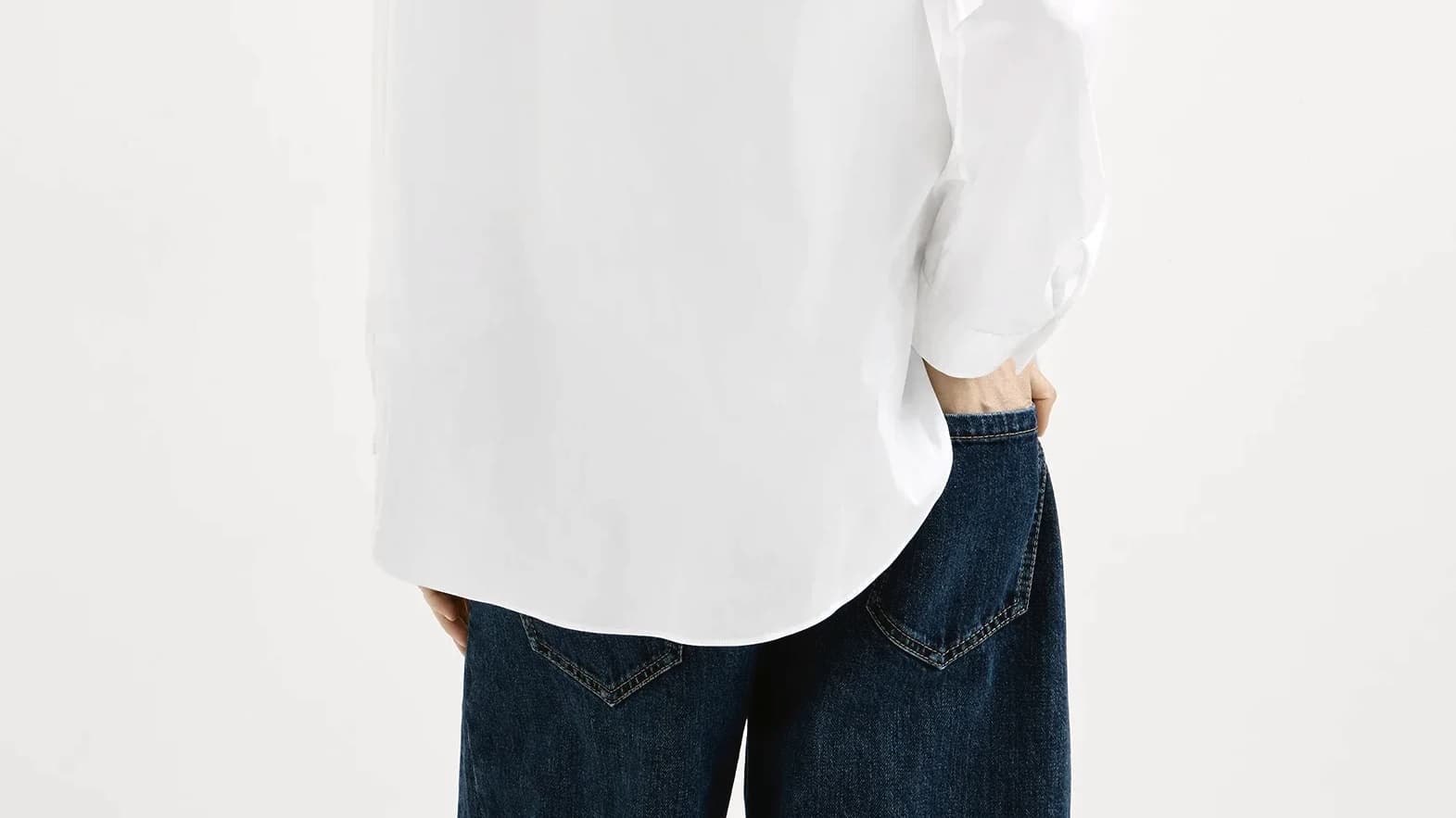 A pared-back summer uniform of considered, repeatable pieces.