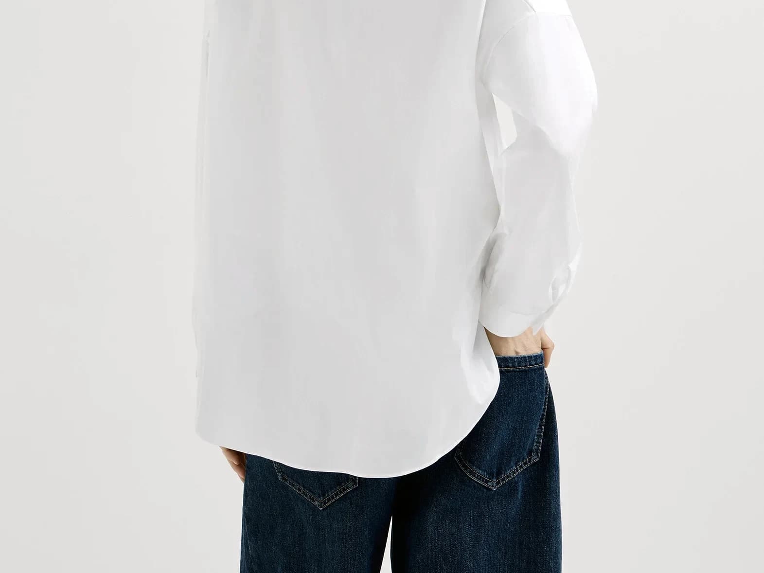 A pared-back summer uniform of considered, repeatable pieces.